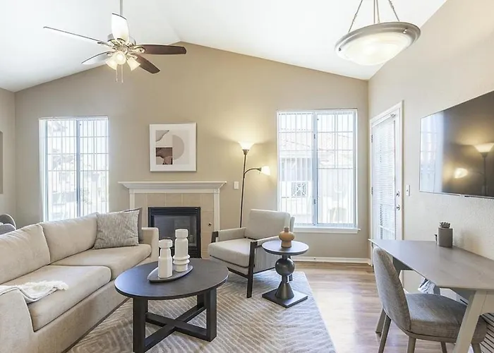 Landing - Modern With Amazing Amenities