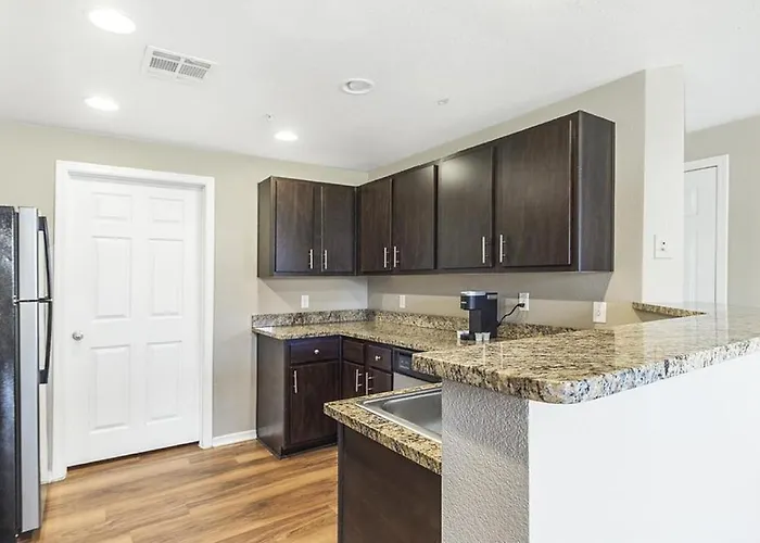 Landing - Modern With Amazing Amenities